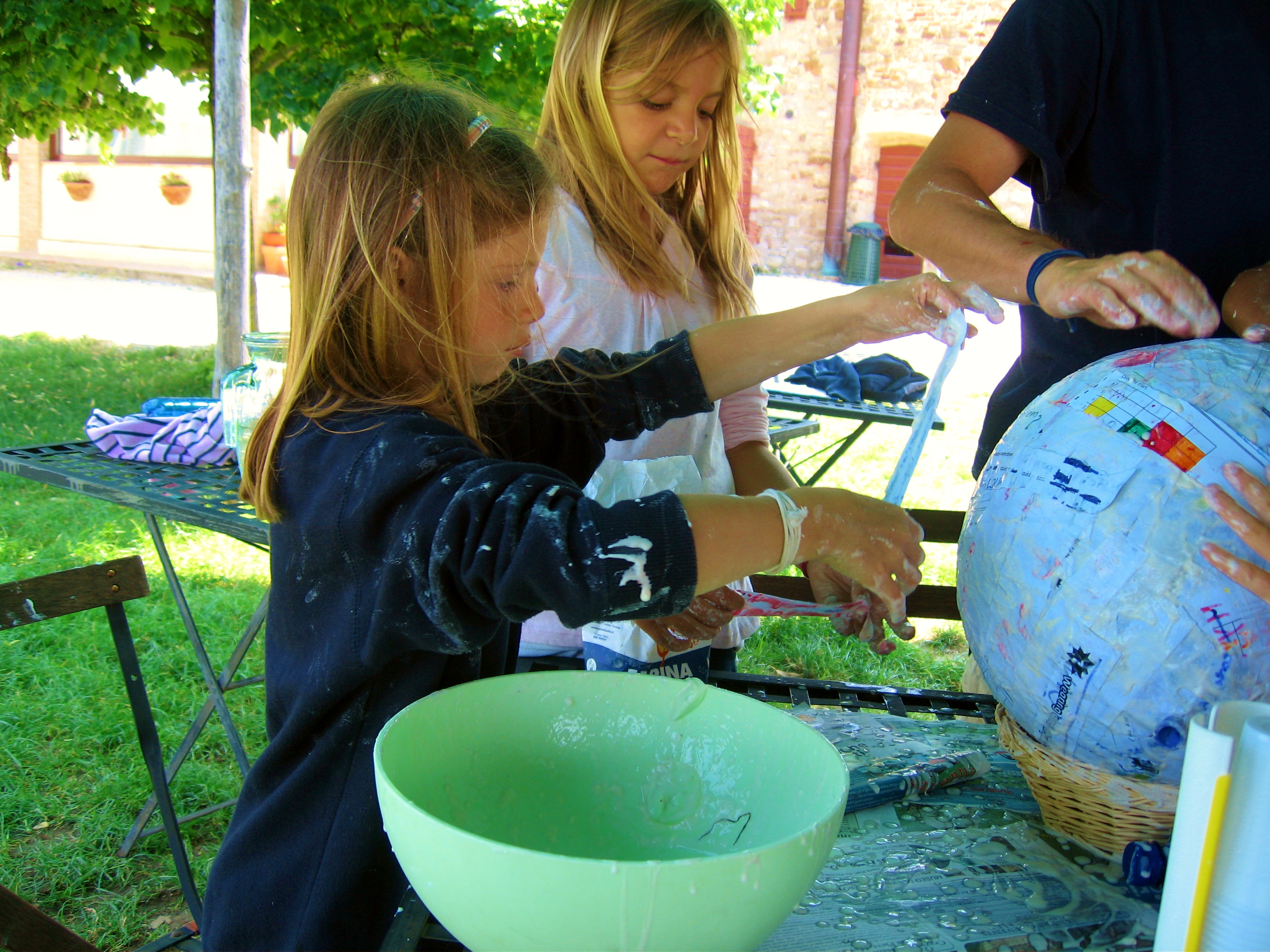 alphabet-soup-summer-camp-pinata-in-the-making-4